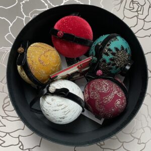 Assortii käsitöö jõuluehete komplekt (5 tk karbis)